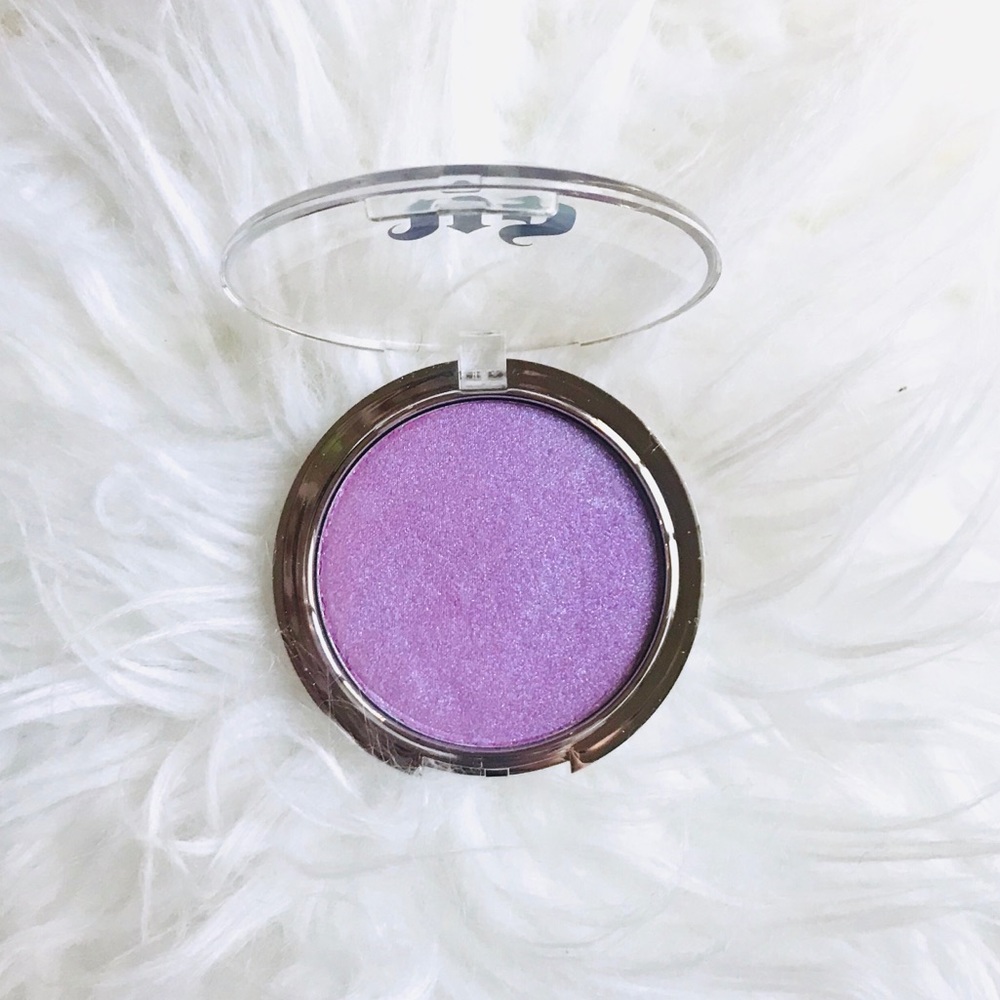 NEW Urban Decay Holographic Highlighter: Disco